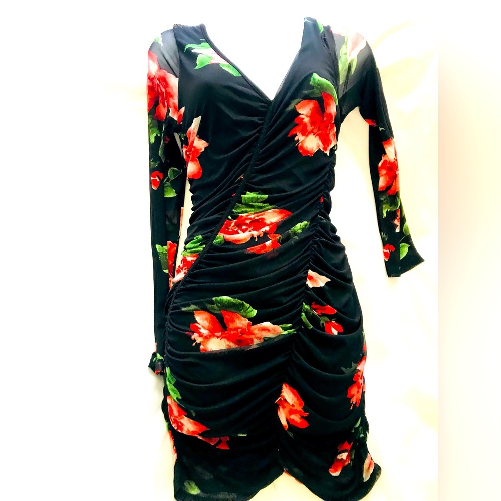Active USA, Black, Floral, Scrunge, bodycon, midi dress.